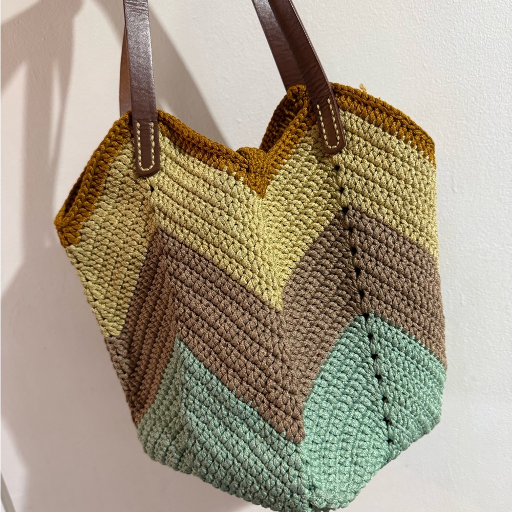 Crochet Tote Shoulder Bag, Handmade Chevron Striped Casual - Picture 8 of 16